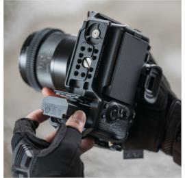 کیج-A7-تیلتا-(NEW)-مخصوص-دوربین-های-A7-سونی-(مدل-Tilta-Basic-Camera-Cage-Kit-for-Sony-a7-(TA-T30-A-B-